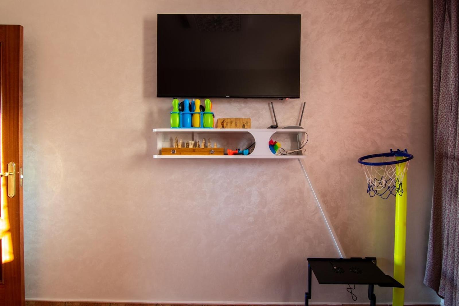 Prime Near With Pool, Amenities, Activities Deals Appartement *